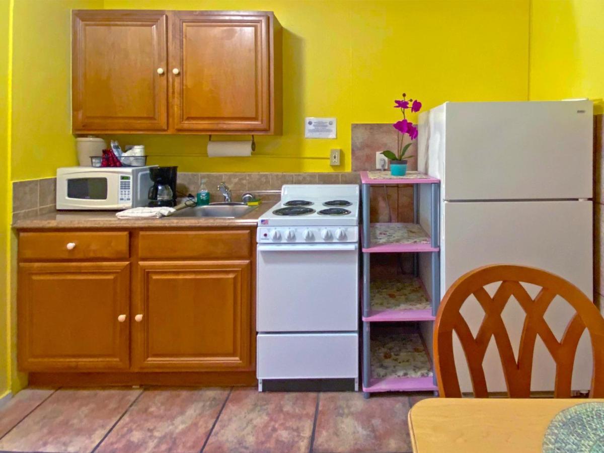 Bella Sirena Inn St. Pete Beach Eksteriør bilde