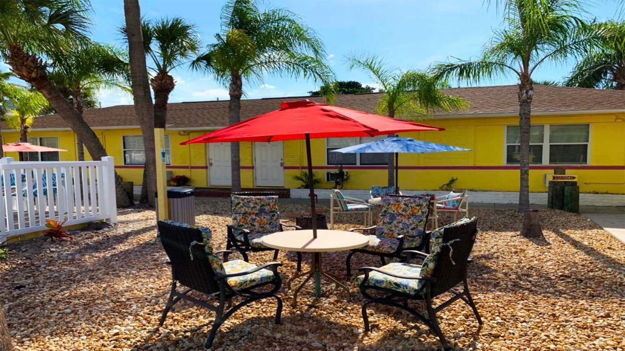Bella Sirena Inn St. Pete Beach Eksteriør bilde