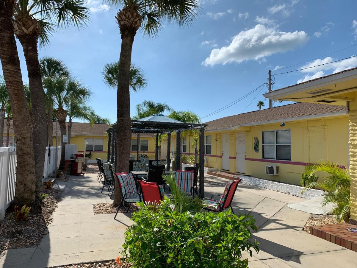 Bella Sirena Inn St. Pete Beach Eksteriør bilde